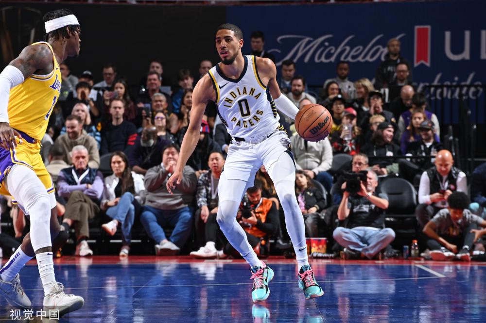 足球是一个 足球是一个